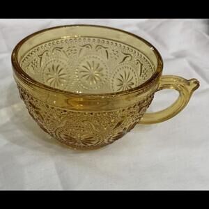 Brockway Glass Co Merican Concord Amber Coffee Cup MCM starburst​​